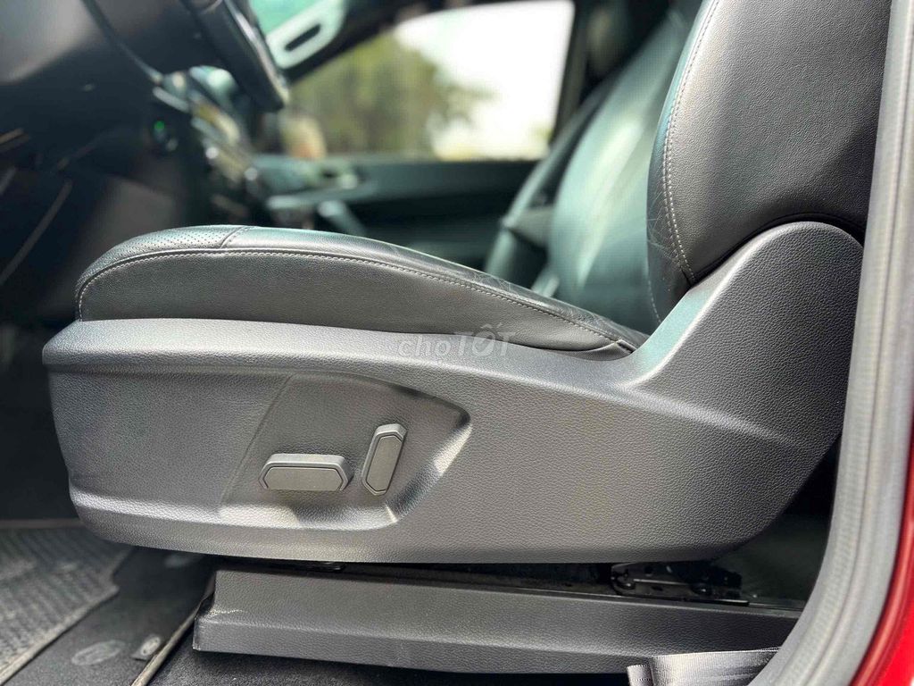 Ford Everest Titanium 4x4 2020 xe full ls hãng. Mua bán Ô tô tại Quận Gò Vấp Tp Hồ Chí Minh được đăng bởi ANH KIET AUTO hình 9