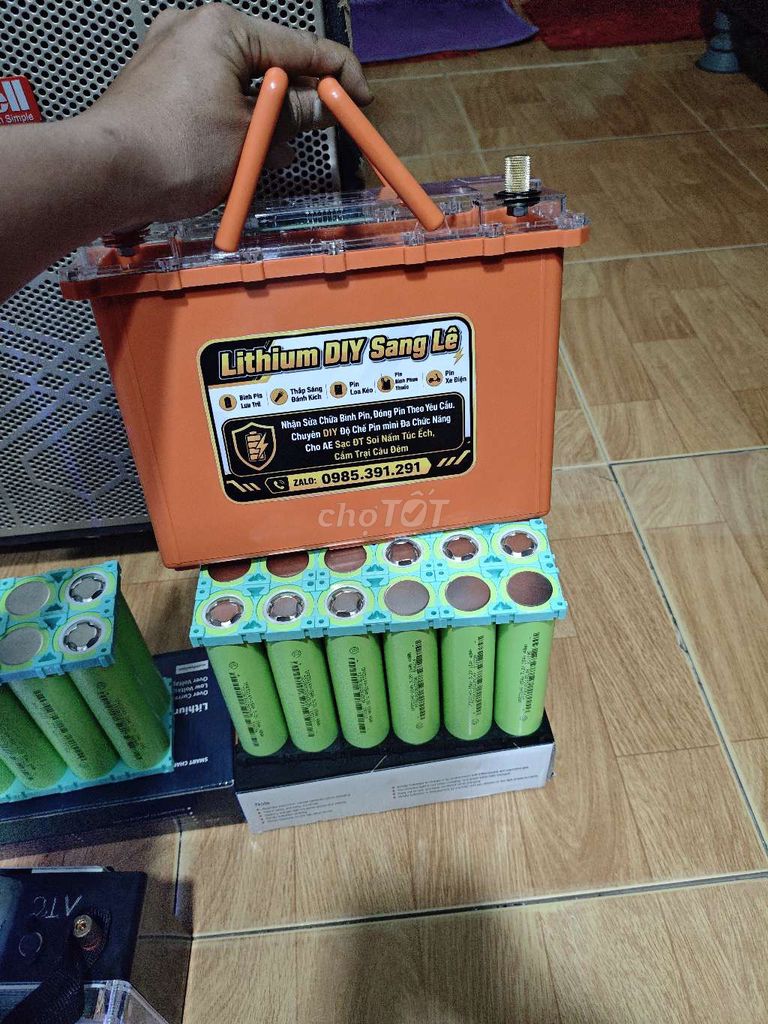 Bình pin Lithium Cam, Xanh lá Kích cá. Mua bán Đồ thể thao, Dã ngoại tại Huyện Gò Dầu Tây Ninh được đăng bởi Sang Lê hình 1