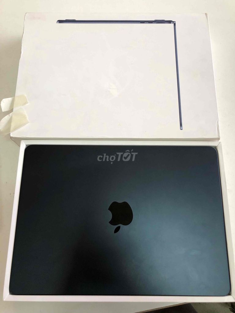 macbook air m3 8/256gb còn bảo hành