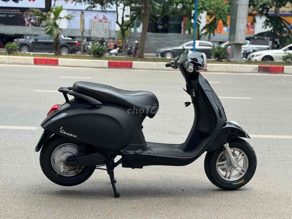 Vespa lướt đăng ký 2022,biển Hà Nội,bình lướt 2k24. Mua bán Xe điện tại Quận Cầu Giấy Hà Nội được đăng bởi Xe Điện 257 Hoàng Quốc Việt  hình 3