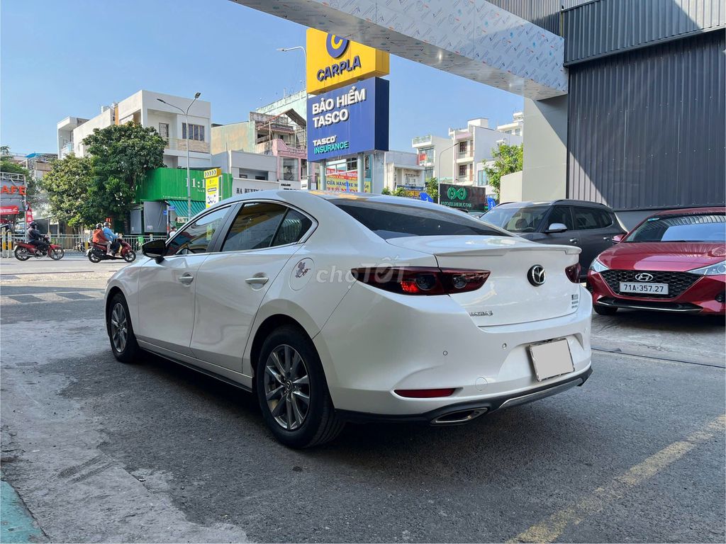 MAZDA 3 1.5 LUXURY 2023 GIA ĐÌNH LƯỚT 1 CHỦ HT 70%. Mua bán Ô tô tại Thành phố Thủ Đức Tp Hồ Chí Minh được đăng bởi Hiếu hình 4