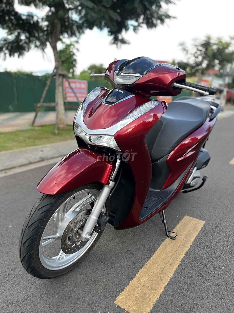 ✔️ Sh125i Abs máy móc nguyên zin ko lỗi xchính chủ. Mua bán Xe máy tại Thành phố Long Khánh Đồng Nai được đăng bởi Duy Linh Xe Máy Chợ Long Khánh  hình 3