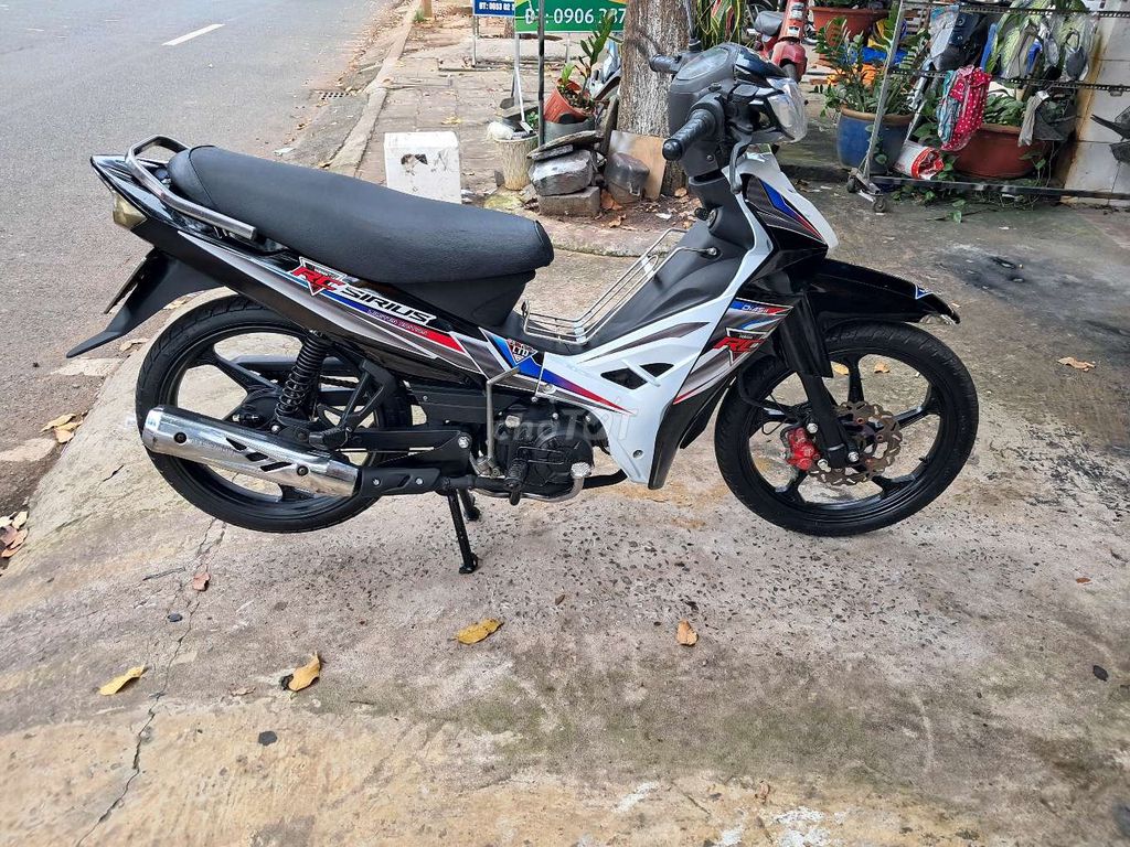 Sirus 50c..Sạch đẹp..êm ru..bình đề..bs 72. Mua bán Xe máy tại Huyện Đất Đỏ Bà Rịa - Vũng Tàu được đăng bởi Trường hình 1