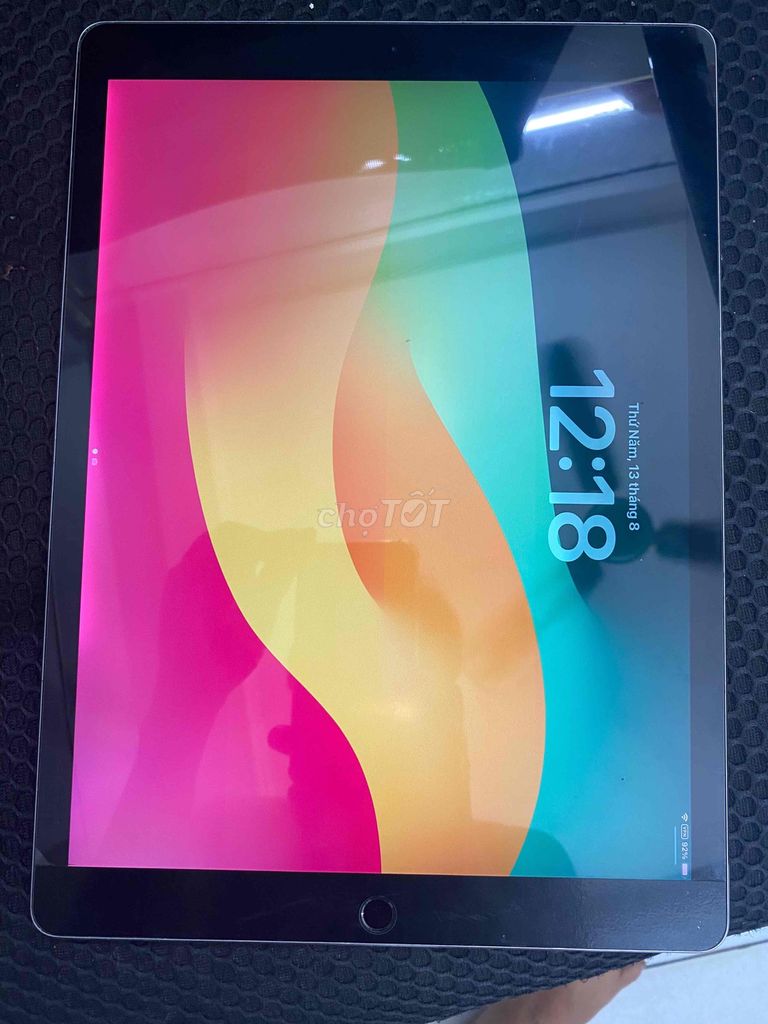 Apple iPad Pro 12.9 (2017) 64GB Wifi Xám. Mua bán Máy tính bảng tại Quận 5 Tp Hồ Chí Minh được đăng bởi Truong hình 1