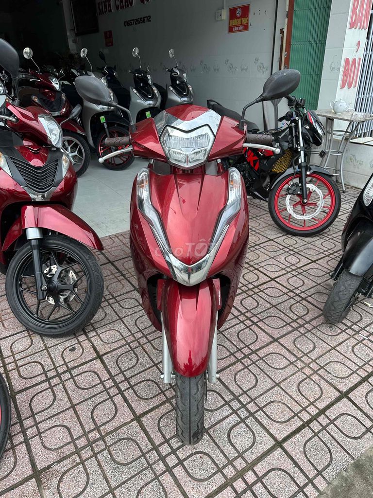 Honda 125 Lead. Mua bán Xe máy tại Huyện Chợ Lách Bến Tre được đăng bởi  phúc  hình 8