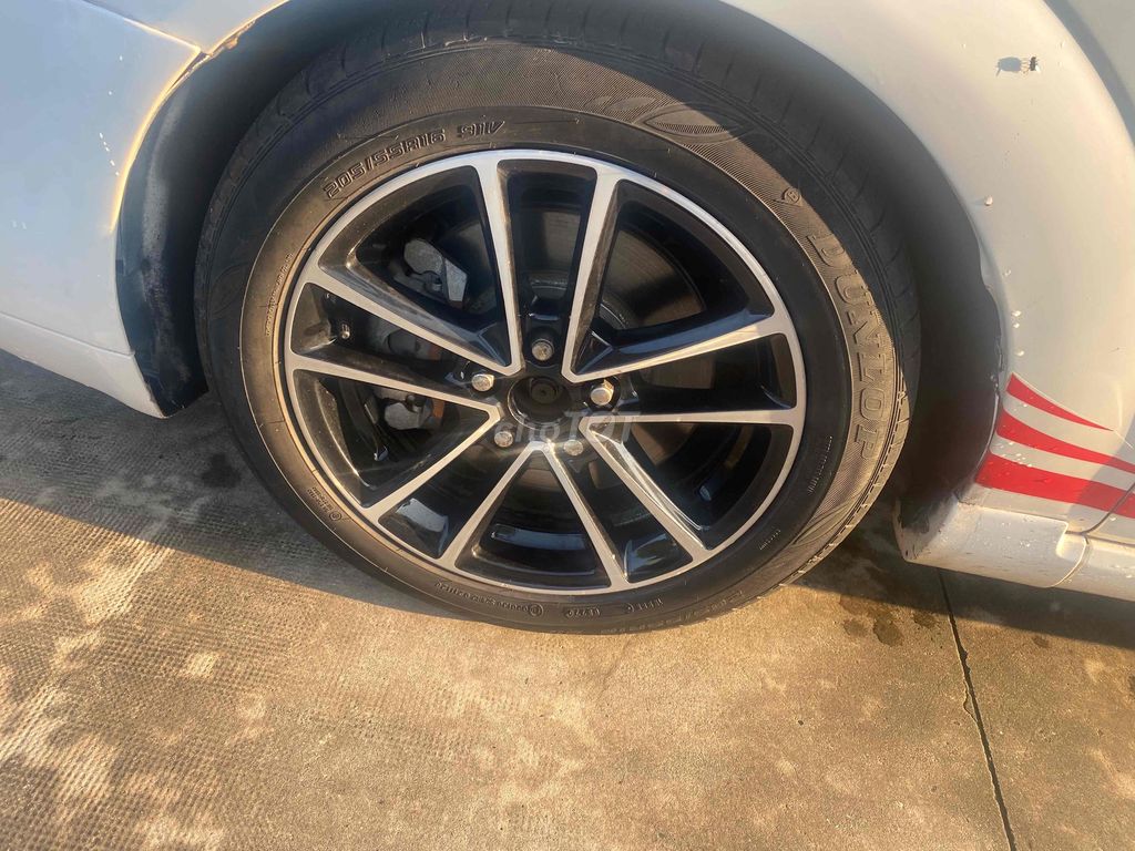 Ford Mondeo 2003 2.5 AT - 20000 km. Mua bán Ô tô tại Thị xã Bến Cát Bình Dương được đăng bởi Quốc sông 62 hình 2