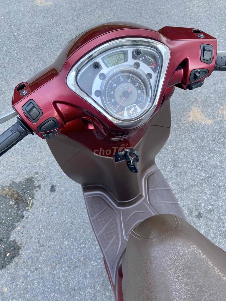 SHmode 125 smartkey 2017 - vỏ zin - máy zin. Mua bán Xe máy tại Quận Hoàng Mai Hà Nội được đăng bởi Xe Máy Quân Oanh  hình 2