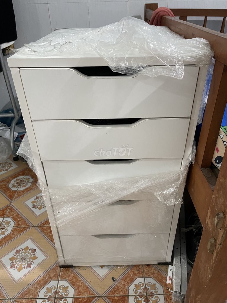 Bàn gaming IKEA Trắng 5 ngăn. Mua bán Bàn ghế tại Thành phố Bến Tre Bến Tre được đăng bởi  Đặng Huỳnh Thoại hình 1