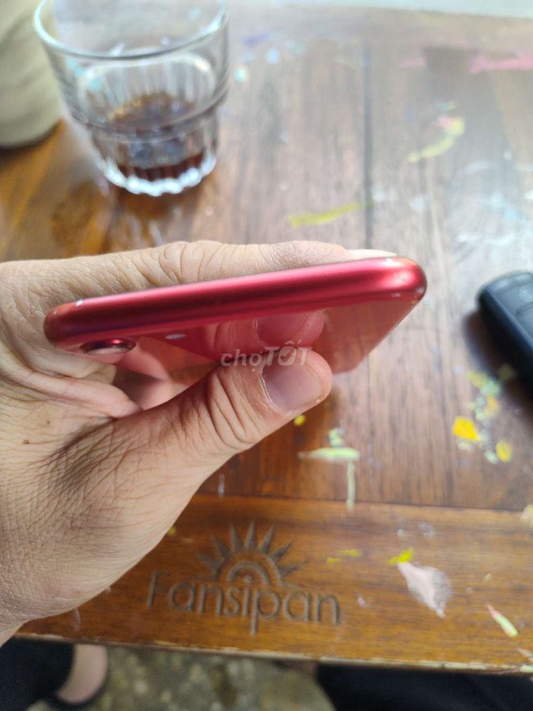 Apple iPhone SE 2020 128GB Đỏ. Mua bán Điện thoại tại Thành phố Buôn Ma Thuột Đắk Lắk được đăng bởi Nguyễn Thành hình 1