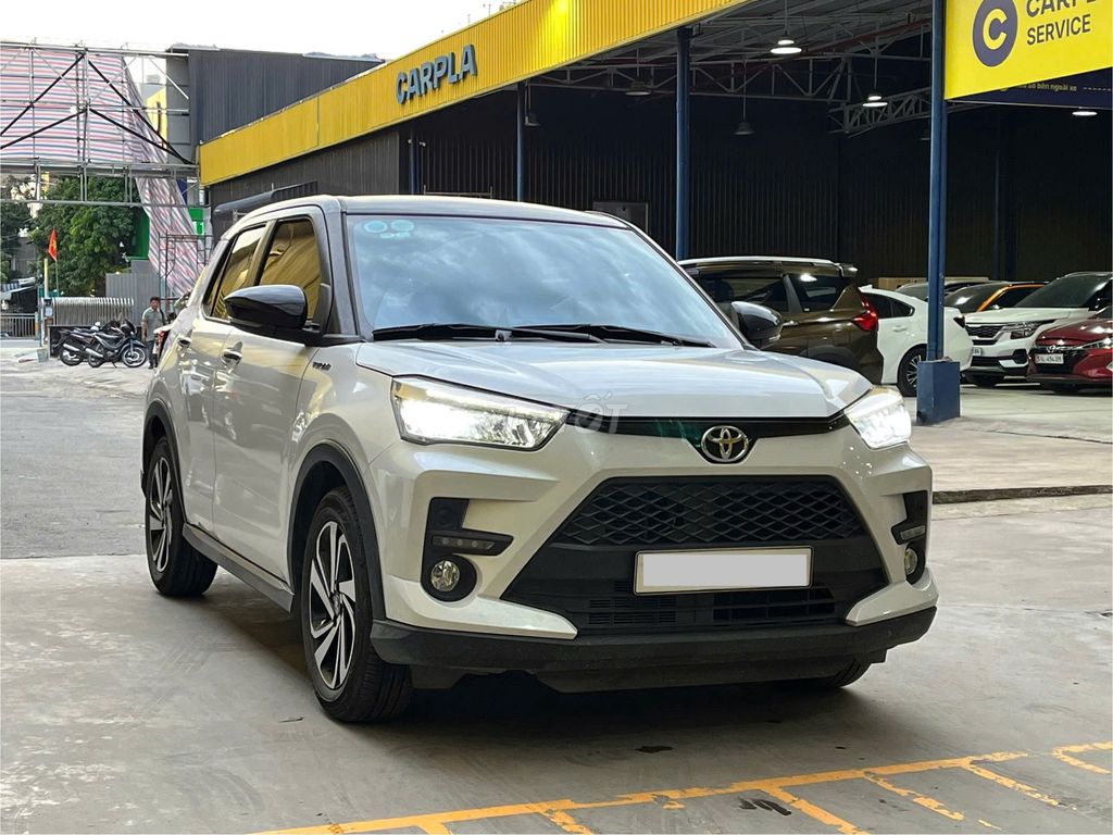 TOYOTA RAIZE 1.0 CVT 2024 XE GIA ĐÌNH LƯỚT 1 CHỦ. Mua bán Ô tô tại Quận Bình Thạnh Tp Hồ Chí Minh được đăng bởi Hiếu hình 2