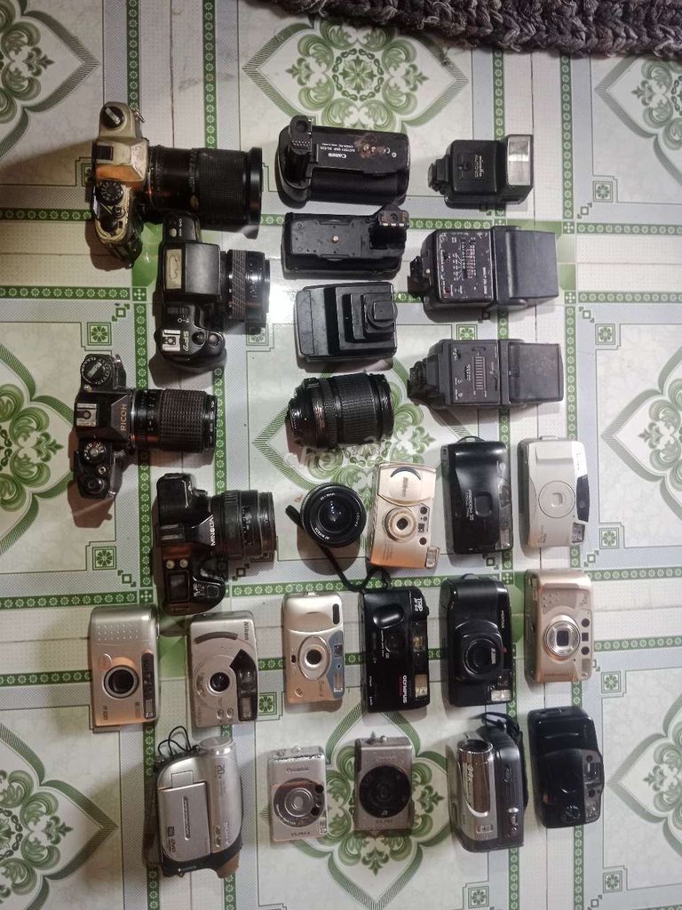 Bán hết trong hình 1tr. Mua bán Máy ảnh, Máy quay tại Huyện Củ Chi Tp Hồ Chí Minh được đăng bởi Lê Nhựt    có gì bán đó hình 1