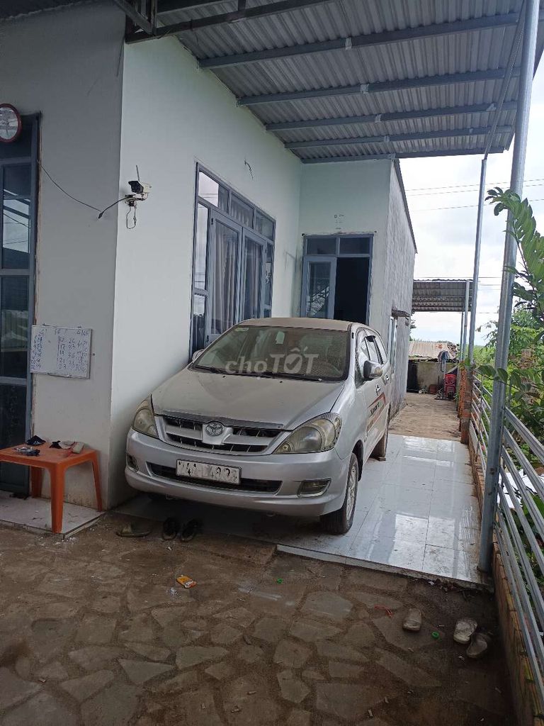 Toyota Innova 2006 Bạc. Mua bán Ô tô tại Huyện Chư Sê Gia Lai được đăng bởi Tuấn Hoàng Phát hình 1