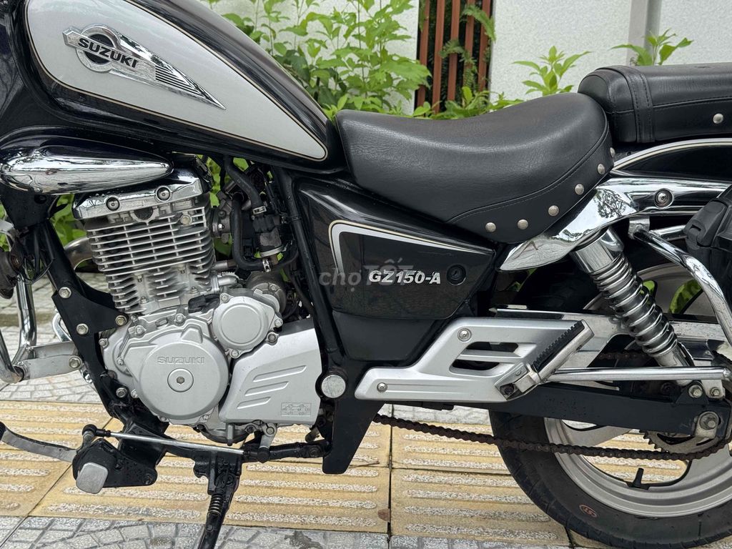 Suzuki GZ 150 nguyên rin bs vip 43c1-88858. Mua bán Xe máy tại Quận Cẩm Lệ Đà Nẵng được đăng bởi 153 Đường 2 tháng 9 Hoà cường Tp Đà Nẵng  hình 4