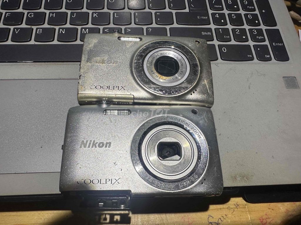 xác 2 máy ảnh Nikon s2800, s2500