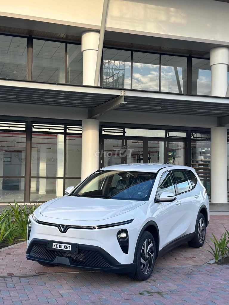 VinFast Limo Green 2025 màu trắng. Mua bán Ô tô tại Quận Cái Răng Cần Thơ được đăng bởi Phương Mai VinFast hình 3