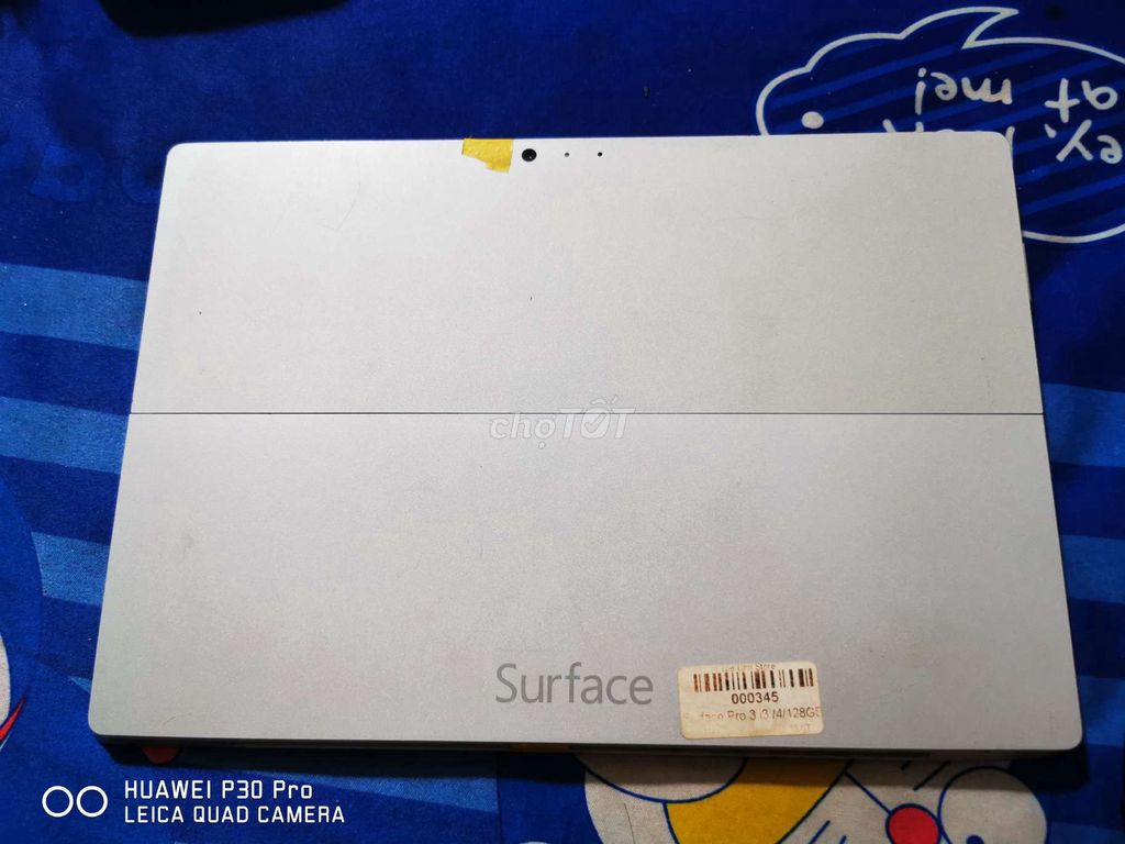 Surface pro 3 i3 ram 4GB bị bể kính màn cảm ứng