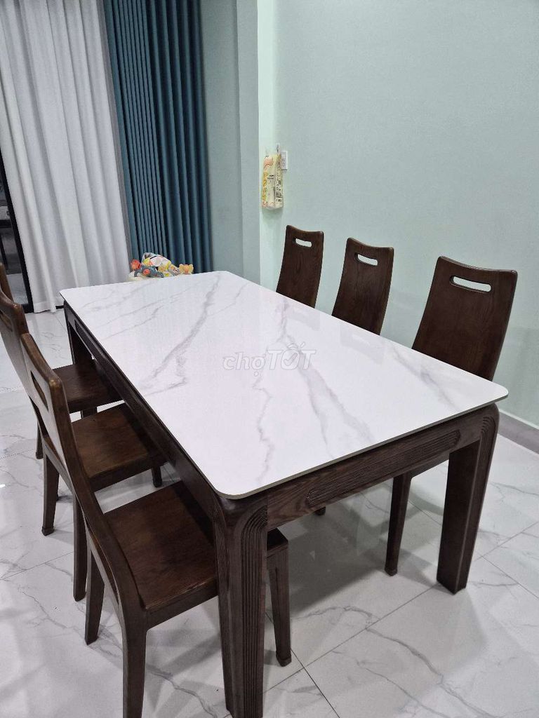 Bộ bàn ăn mặt đá 10 ghế 1.8m Mới 99%. Mua bán Bàn ghế tại Thành phố Thủ Đức Tp Hồ Chí Minh được đăng bởi Trâm hình 1