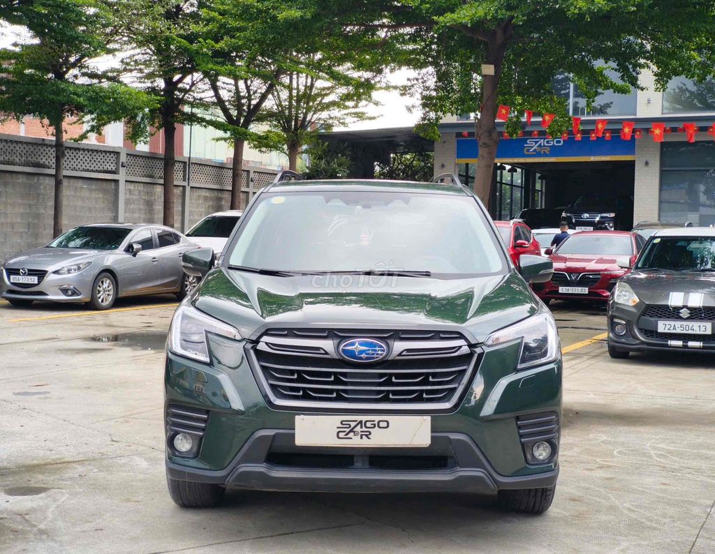 Subaru Forester 2.0 IL 2023 Зеленый 49 000 км