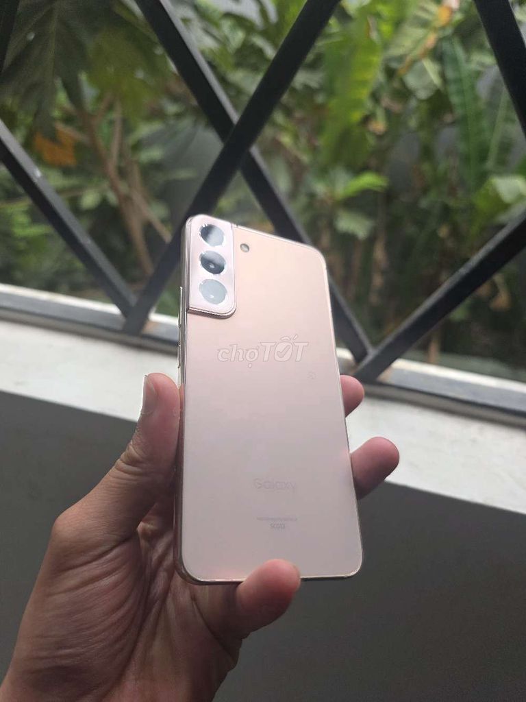 Samsung Galaxy S22 256GB Vàng hồng sọc. Mua bán Điện thoại tại Quận Liên Chiểu Đà Nẵng được đăng bởi Thien  hình 1