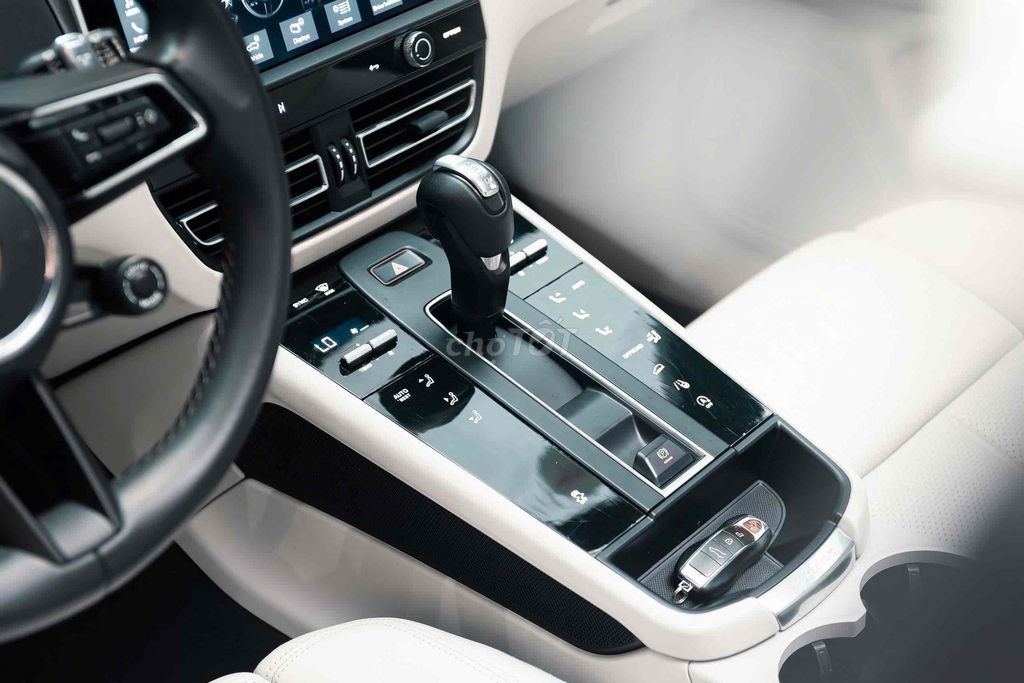 Porsche Macan Model 2022 Xám/Trắng Kem Siêu Hiếm. Mua bán Ô tô tại Quận 7 Tp Hồ Chí Minh được đăng bởi Thật Nguyễn LongAnh Auto hình 11