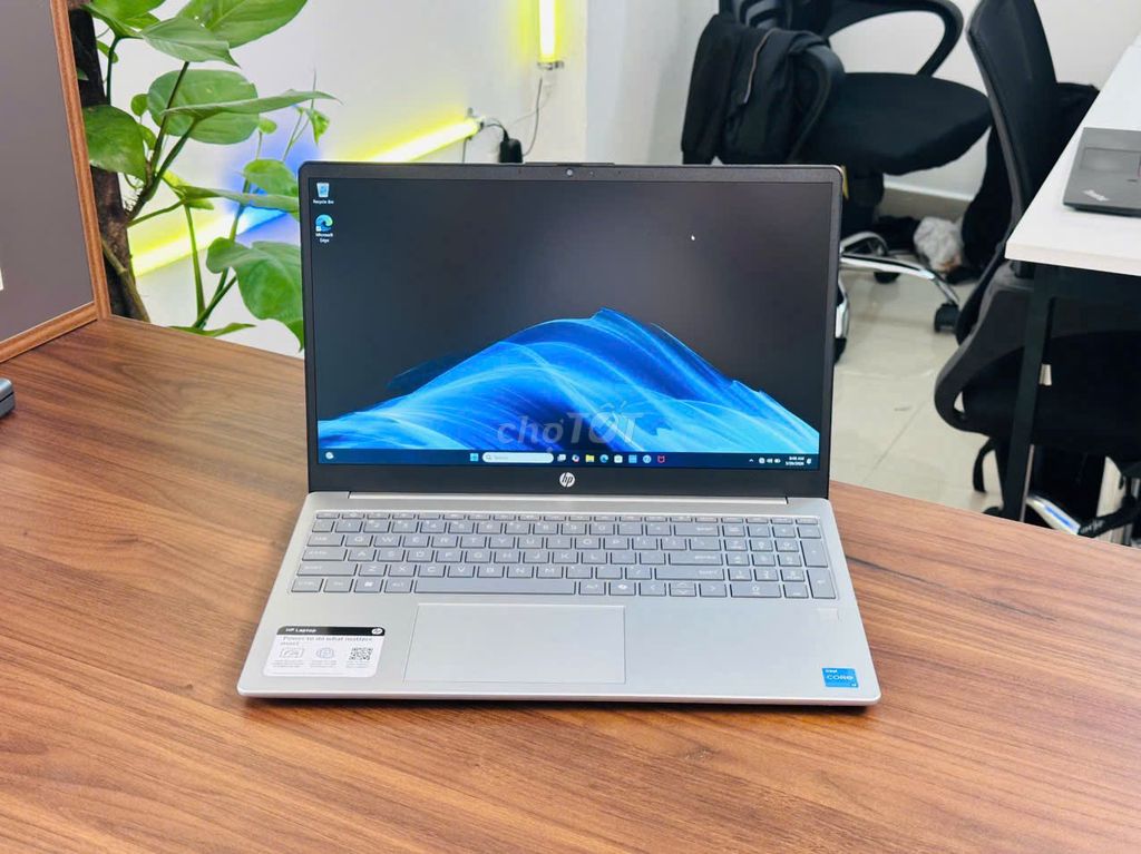 HP 15 FD0133WM i3-1315U 8GB/256GB Mới nguyên seal. Mua bán Laptop tại Quận Bình Thạnh Tp Hồ Chí Minh được đăng bởi Nhật Minh Laptop hình 1