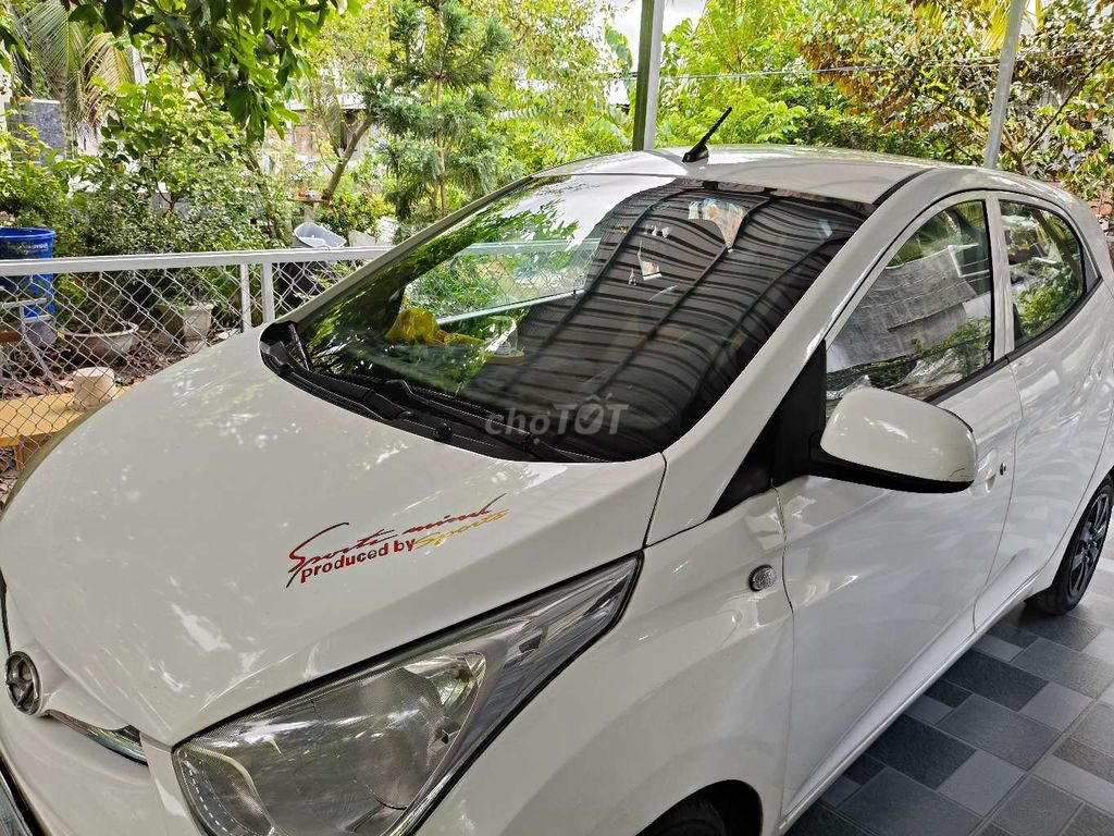 Hyundai Eon 2012 photo 4