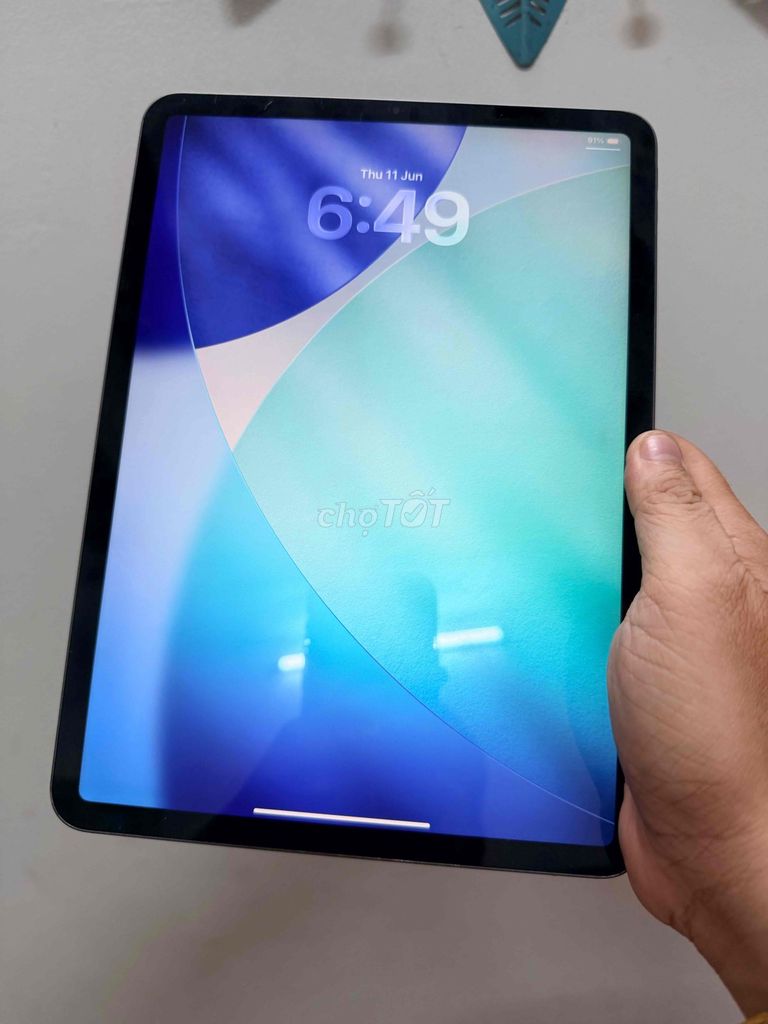 Apple iPad Pro 2018 11 inch Wifi Xám. Mua bán Máy tính bảng tại Quận Tân Bình Tp Hồ Chí Minh được đăng bởi Tran Minh Anh hình 1