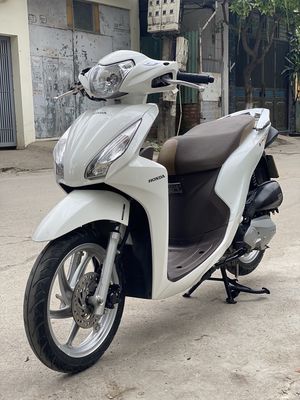 Vision 2019, xe chính chủ nữ dùng, mới 95%