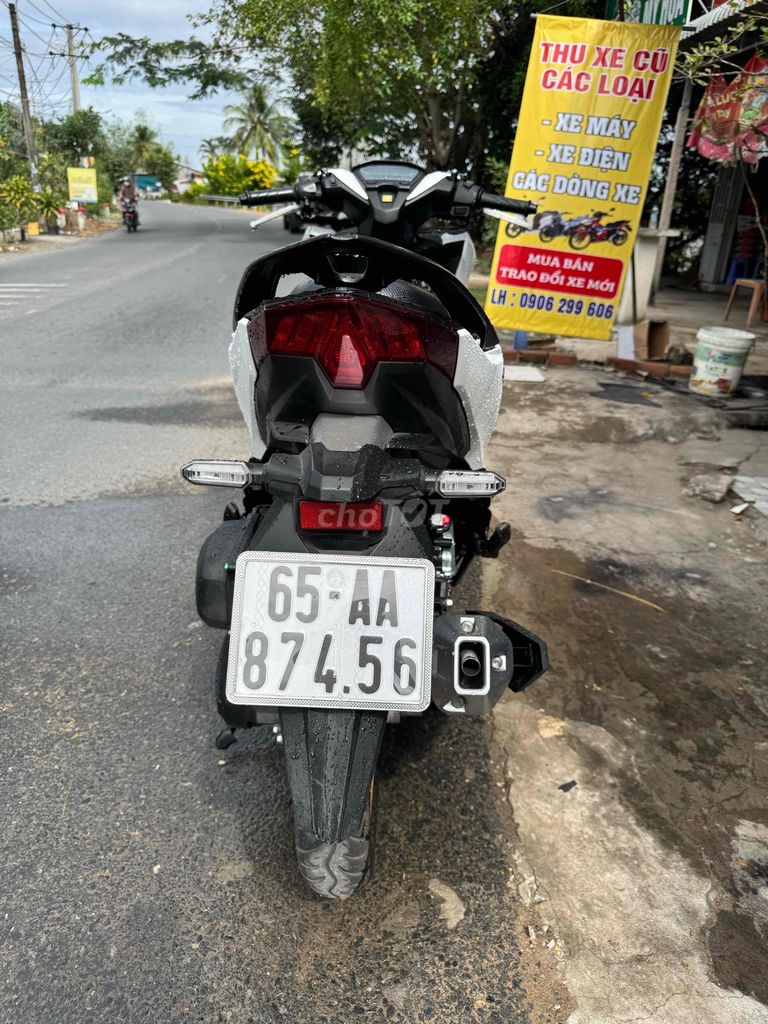 Honda Vario 2020 Trắng đen. Mua bán Xe máy tại Huyện Phong Điền Cần Thơ được đăng bởi Thanh Dang Hoang hình 6
