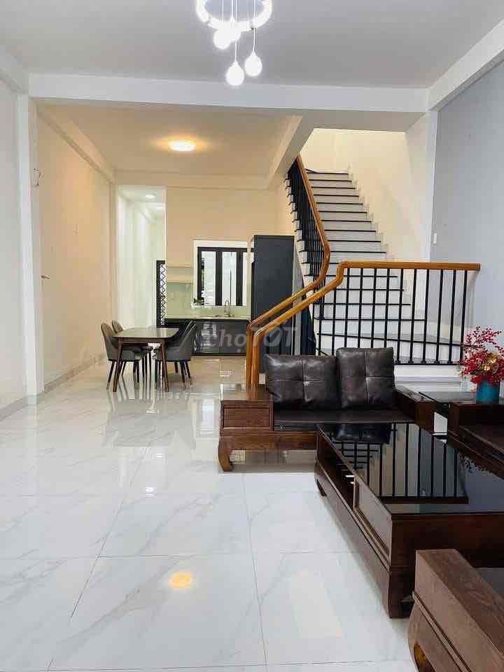 Аренда · 3 комн. · 100 м² · Quận Cẩm Lệ, ул. Nguyễn Hàm Ninh