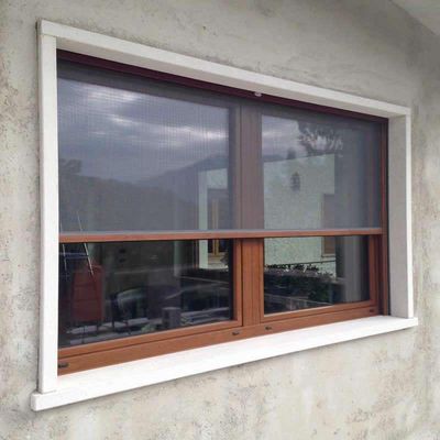 Cửa lưới chống muỗi tự cuốn Việt Thống màu gỗ. Mua bán Nội thất, đồ gia dụng khác tại Quận 12 Tp Hồ Chí Minh được đăng bởi Công ty Việt Thống Hưng Thịnh
