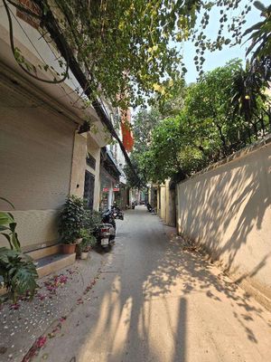 Townhouse 37 m² · 3 bed · Đường Ngọc Thụy
