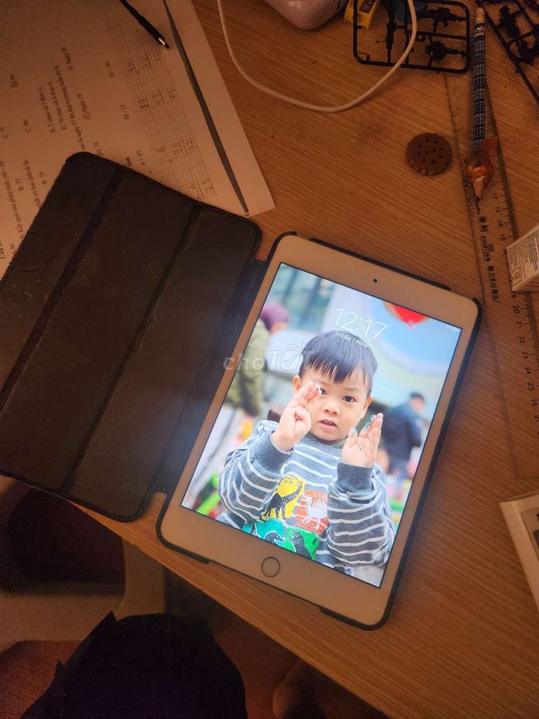 Apple iPad mini 4 128GB Còn mới. Mua bán Máy tính bảng tại Huyện Thanh Trì Hà Nội được đăng bởi Mr Tùng hình 1