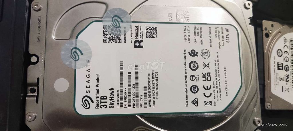 Hdd 2tb WD black, 3tb SG skyhawk