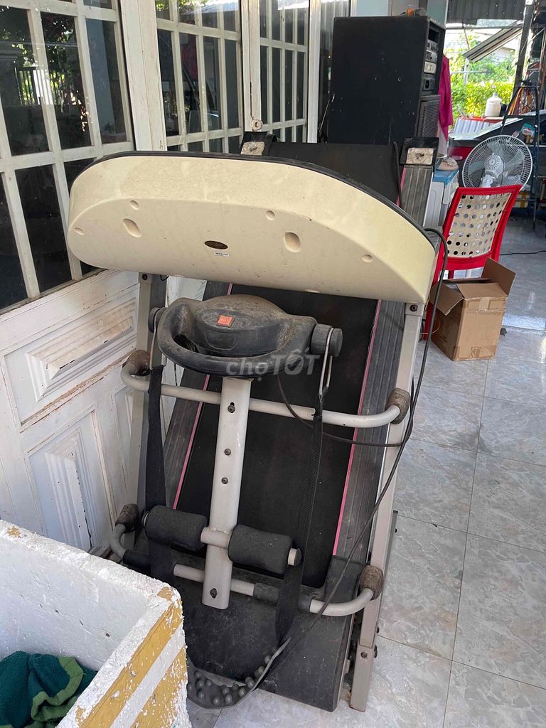 Máy chạy bộ Kangsport BK-8000 đã qua sử dụng. Mua bán Đồ thể thao, Dã ngoại tại Thị xã Tân Uyên Bình Dương được đăng bởi HaiZip hình 1