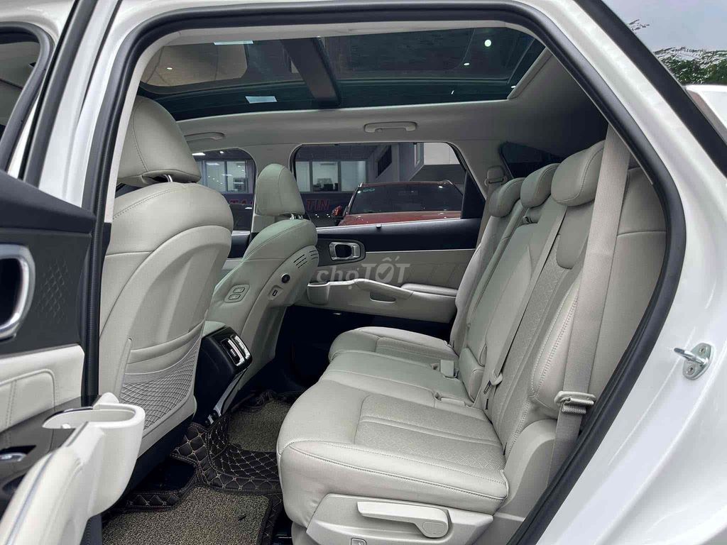 CẦN BÁN KIA SORENTO 2.2D SINGNATURE AWD MÁY DẦU. Mua bán Ô tô tại Quận Bắc Từ Liêm Hà Nội được đăng bởi Mr PHÁT THÁI HÀ AUTO hình 11