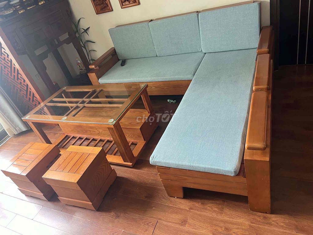 Bộ bàn ghế Gỗ dồi nga Nâu 2m x 1m6 Kèm đệm. Mua bán Bàn ghế tại Quận Long Biên Hà Nội được đăng bởi Mai hình 1