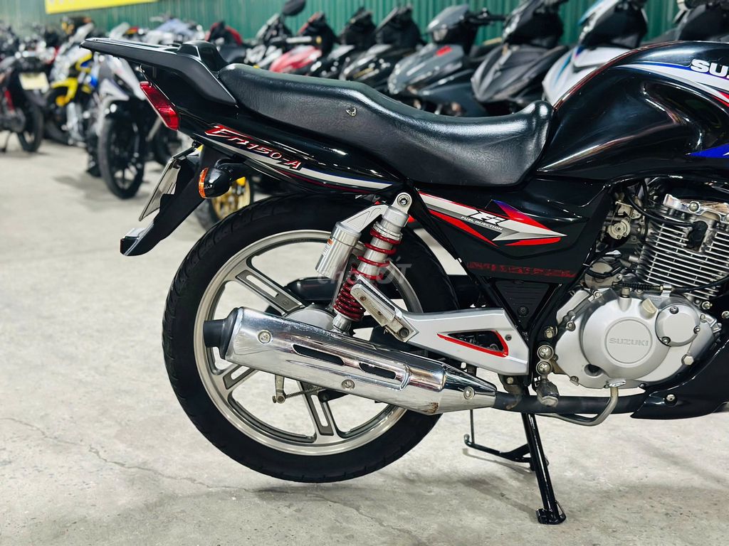 XE MÁYTHANHTÙNG_ SUZUKI EN 150 ĐEN ZIN-CÓ TRẢ GÓP. Mua bán Xe máy tại Quận Nam Từ Liêm Hà Nội được đăng bởi THANH TÙNG hình 5