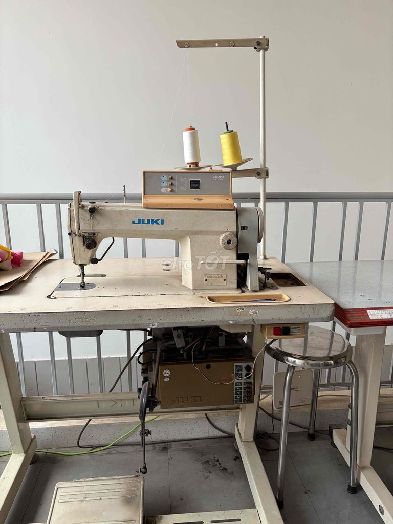 Máy may Juki DDL-5570N Trắng Kim loại. Mua bán Đồ chuyên dụng, Giống nuôi trồng tại Quận 12 Tp Hồ Chí Minh được đăng bởi Lê Phan Kieu Dung hình 1
