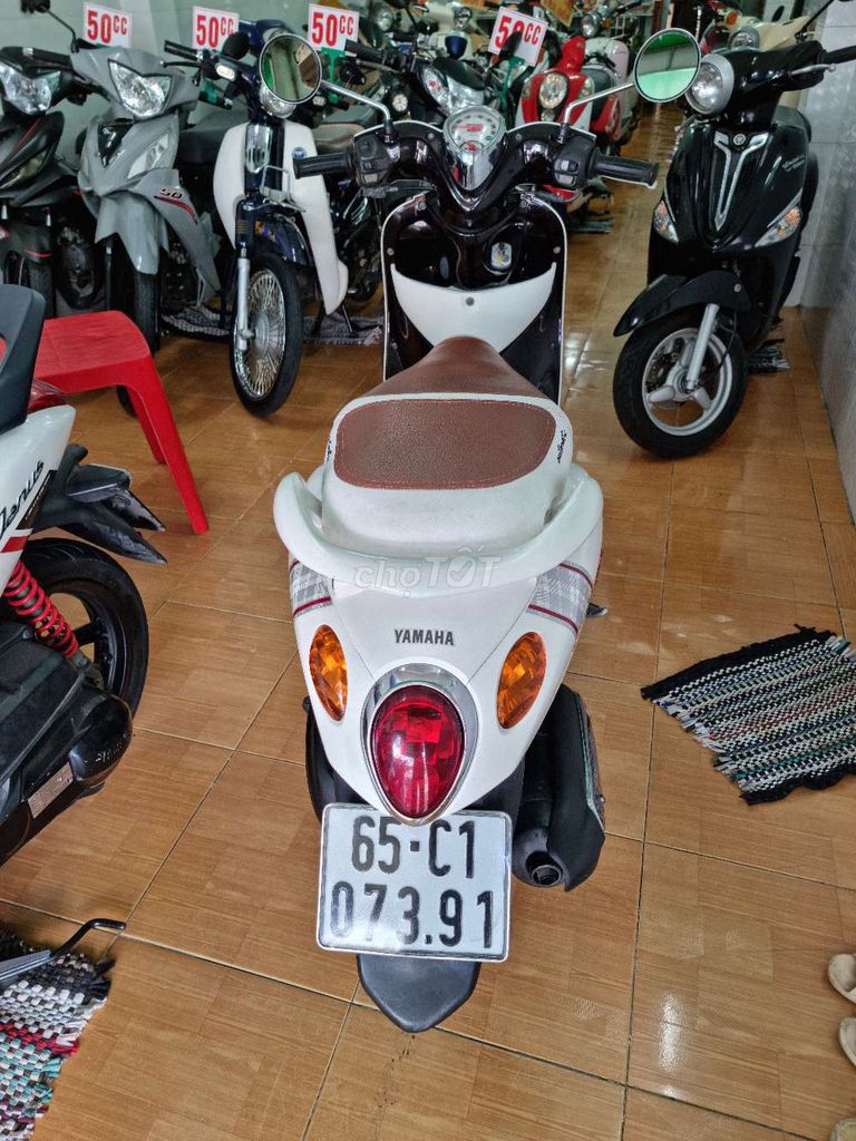 Yamaha Mio Classico màu Trắng. Mua bán Xe máy tại Quận Ninh Kiều Cần Thơ được đăng bởi CHXM Trung Trưc  hình 4