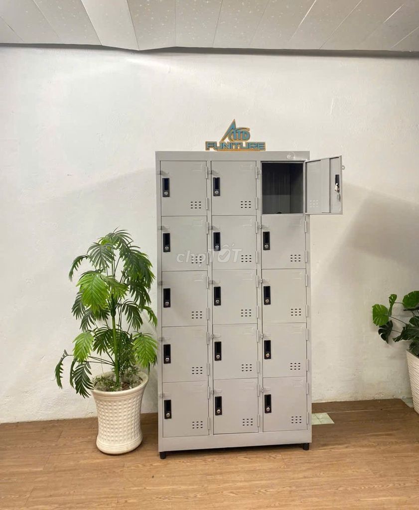 TỦ LOCKER SẮT CHO KHU VỰC NHÀ XƯỞNG. Mua bán Tủ, kệ gia đình tại Quận 8 Tp Hồ Chí Minh được đăng bởi Tổng Kho Nội Thất Sài Gòn hình 1