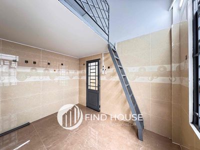 Phòng gác lửng cao 1m8 rộng rãi cách UFM chỉ 3km, cho ở 3 bạn nha