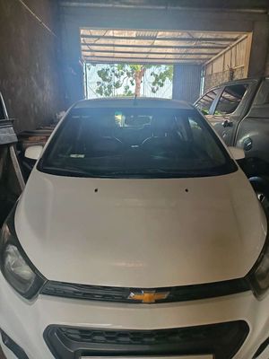 Chevrolet Spark 2018 Số sàn 1.2 Trắng