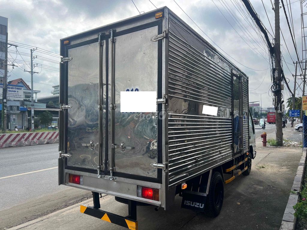 isuzu Qkr55H 1,9T thùng kín, thùng 4,4M xe 1chủ. Mua bán Xe tải, xe ben tại Thành phố Thuận An Bình Dương được đăng bởi Ngọc Hà hình 6