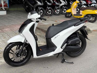 ❌SH CAO 2016 khóa ga NGUYÊN RIN BIỄN 43 CHÍNH CHỦ. Mua bán Xe máy tại Quận Liên Chiểu Đà Nẵng được đăng bởi Anh po