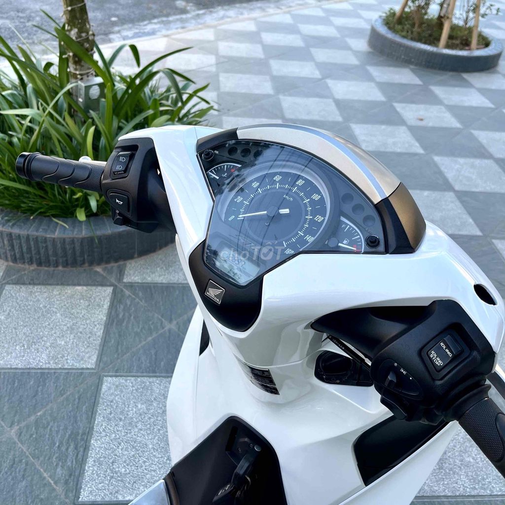 cần bán sh150abs hỗ trợ trả góp bao nợ xấu. Mua bán Xe máy tại Huyện An Dương Hải Phòng được đăng bởi Xe Máy Khang Chi hình 6