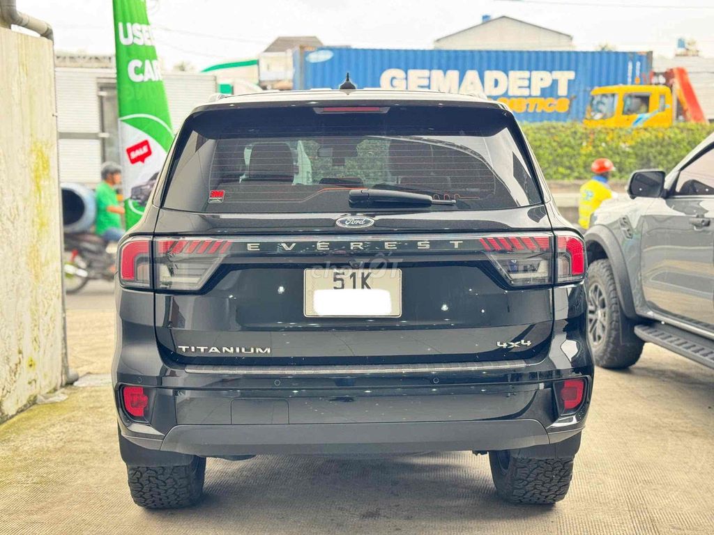 Ford Everest Titanium 2 cầu 2023 sơn zin 100%. Mua bán Ô tô tại Quận Tân Bình Tp Hồ Chí Minh được đăng bởi ANH KIET AUTO hình 4