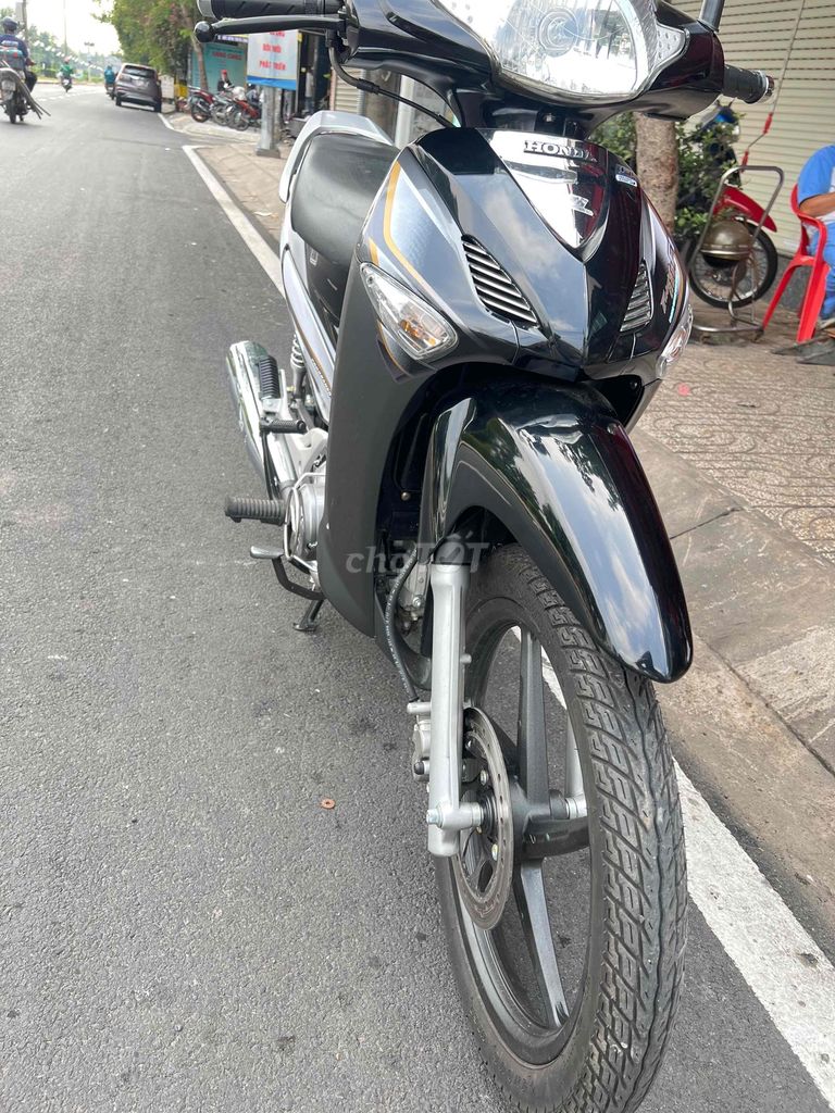 cần bán lại. Mua bán Xe máy tại Quận Tân Bình Tp Hồ Chí Minh được đăng bởi Giàu  hình 8