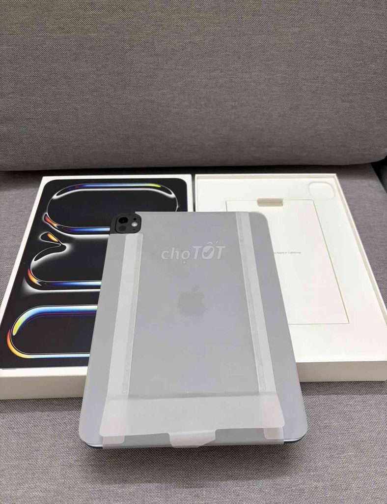 iPad Pro M4 13 inch 256GB Wifi Gray New seal. Mua bán Máy tính bảng tại Quận Đống Đa Hà Nội được đăng bởi Tùng hình 1