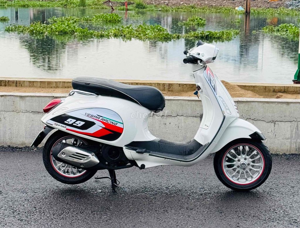 Piaggio Vespa Sprint 2016 3vie Trắng xe zin 9 chủ. Mua bán Xe máy tại Quận Gò Vấp Tp Hồ Chí Minh được đăng bởi CHXM 86 chuyên bán xe trả góp hình 8